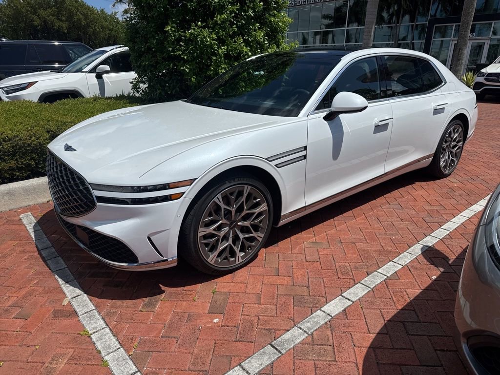 Used 2024 Genesis G90 3.5T AWD/4WD image 2