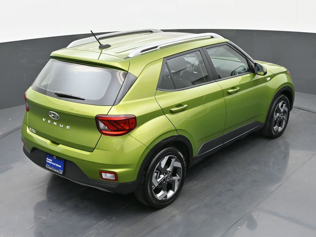 Certified 2024 Hyundai Venue SEL image 33