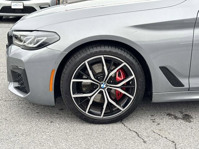 Used 2023 BMW 530i xDrive w/ Executive Package image 8