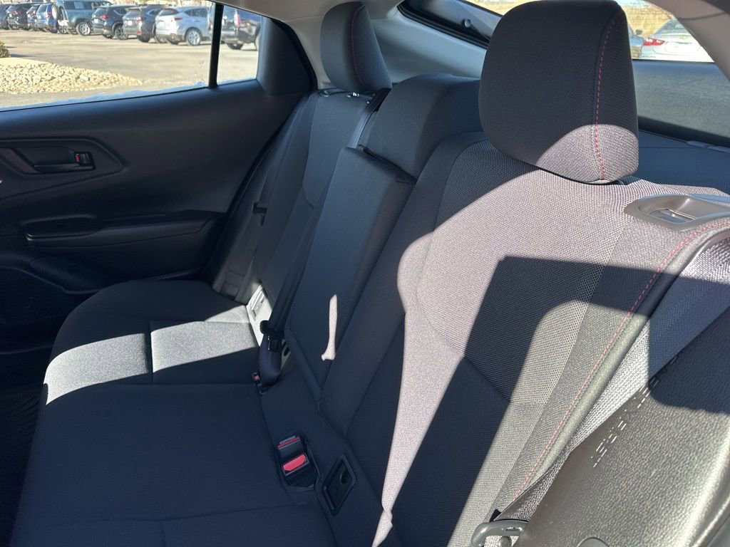 Used 2025 Toyota Prius Plug-In Hybrid image 18