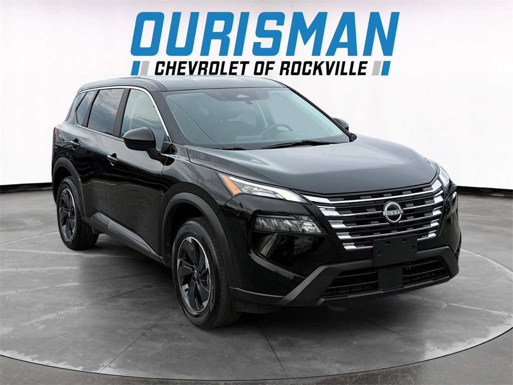 Used 2024 Nissan Rogue SV