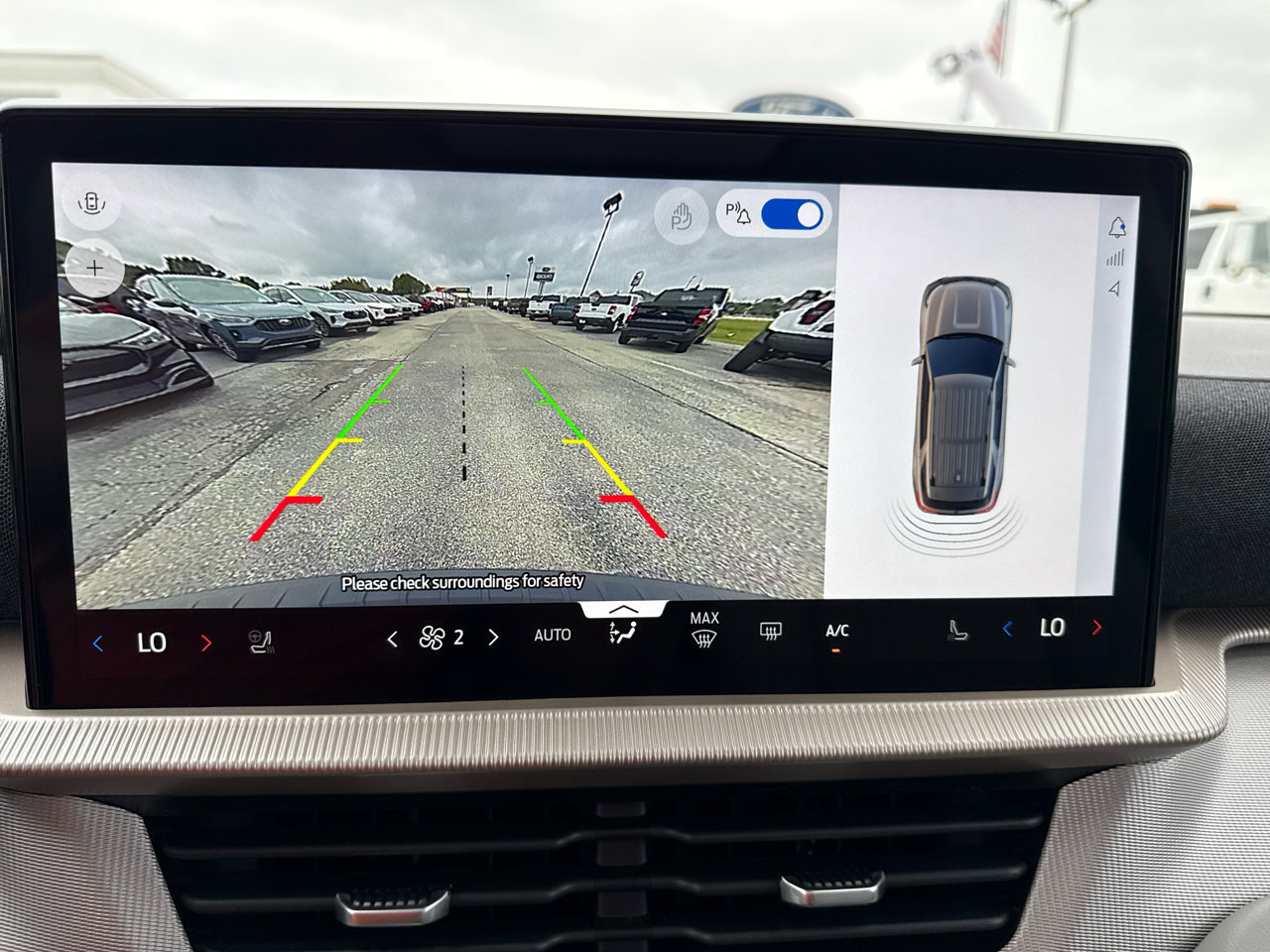 New 2025 Ford Explorer Active image 32
