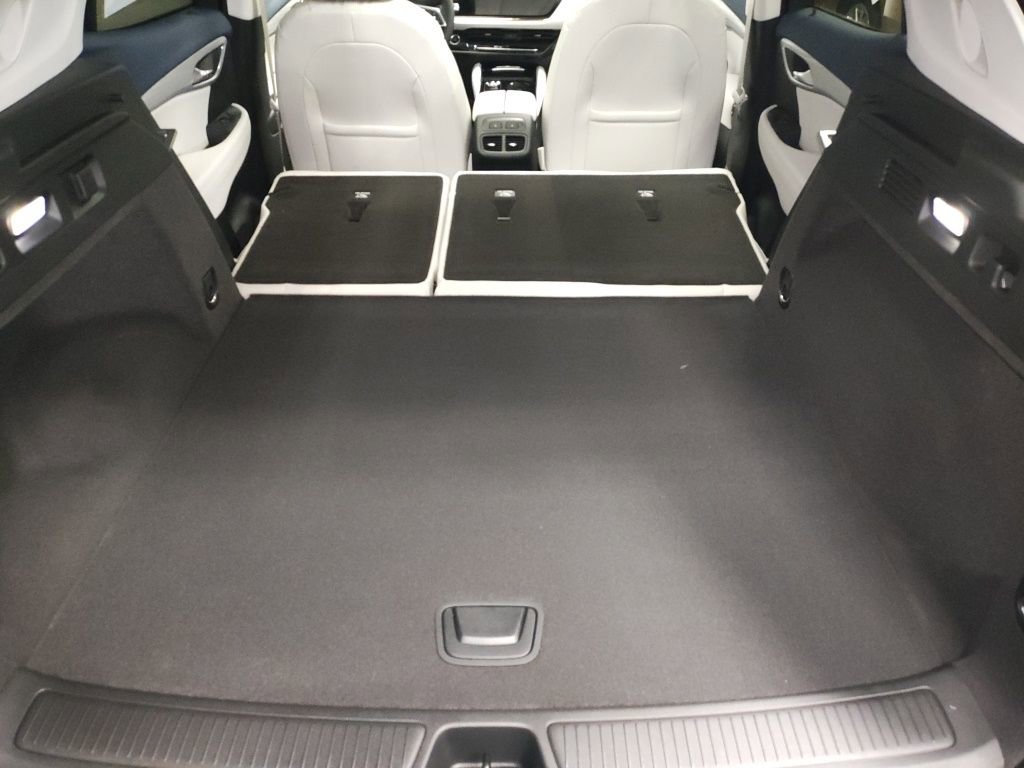 New 2026 Buick Envision Avenir image 17