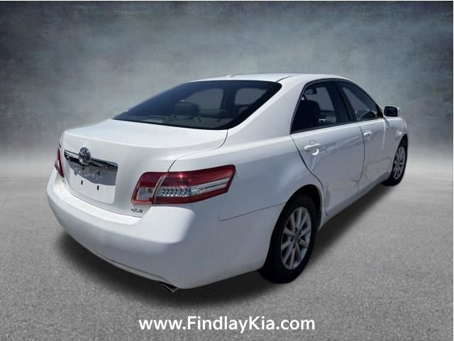 Used 2011 Toyota Camry XLE w/ SE/XLE Extra-Value Pkg FWD image 5