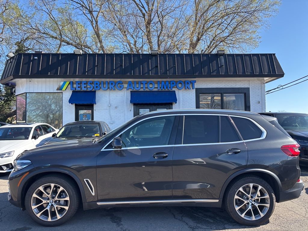 Used 2019 BMW X5 xDrive40i w/ Premium Package 2 image 8