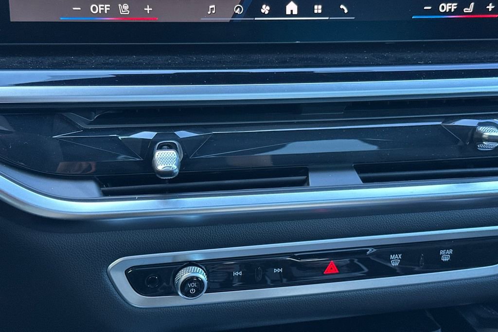 New 2026 BMW X6 M Competition w/ Executive Package image 24