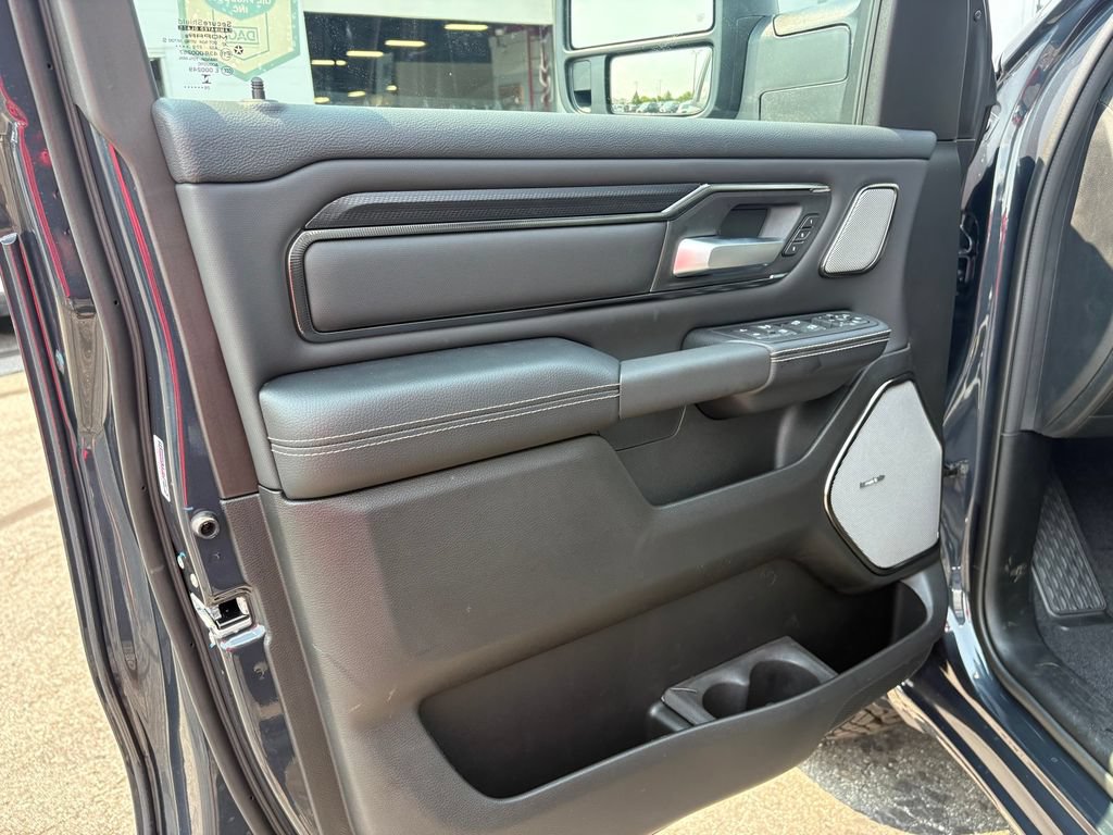 Used 2022 RAM 2500 Laramie AWD/4WD image 14