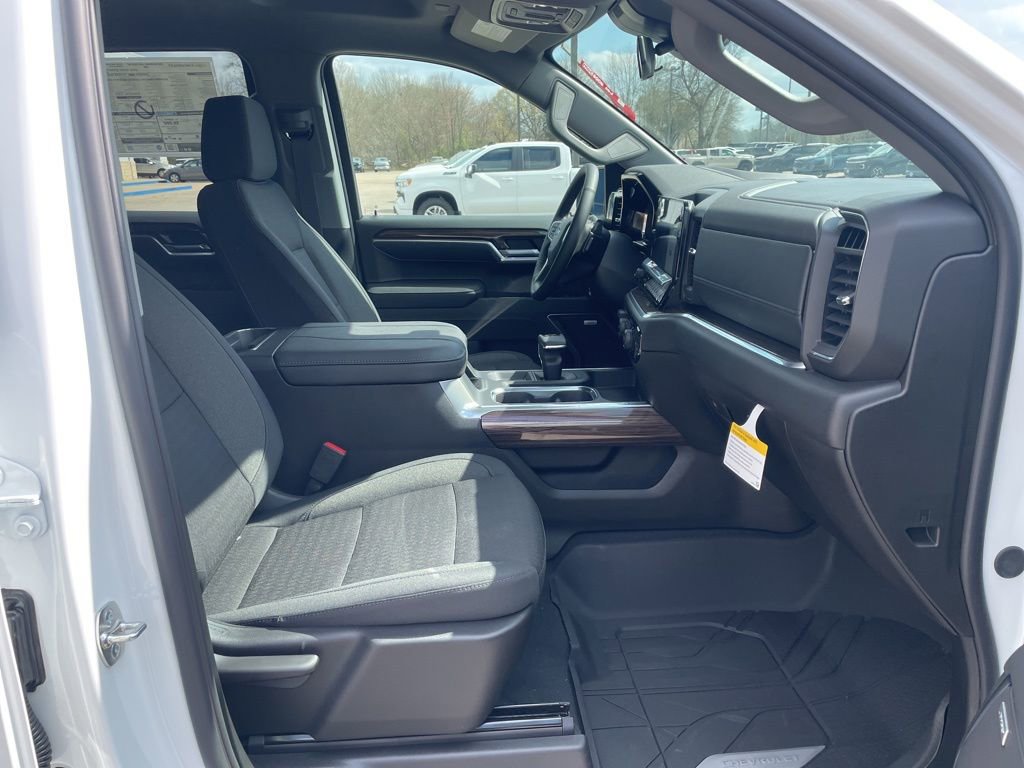 New 2026 Chevrolet Silverado 1500 RST w/ Redline Edition image 29