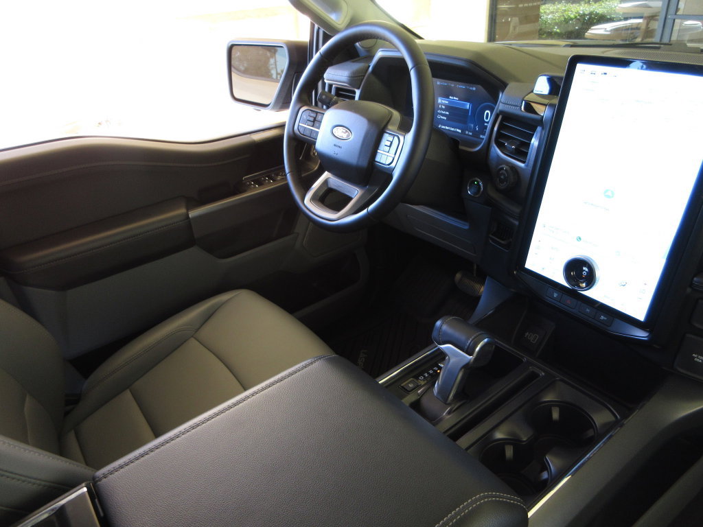 Certified 2025 Ford F150 Lightning Flash AWD/4WD image 35