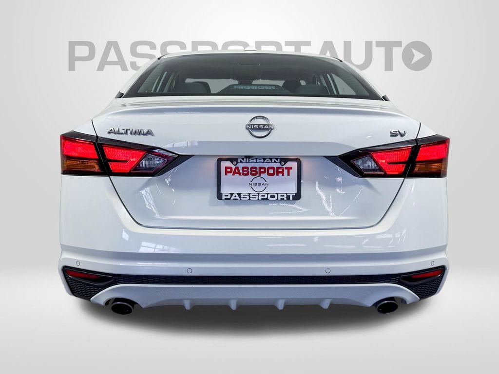 Certified 2024 Nissan Altima 2.5 SV w/ SV Premium Package image 7