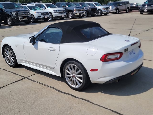 Used 2017 FIAT 124 Spider Lusso image 7