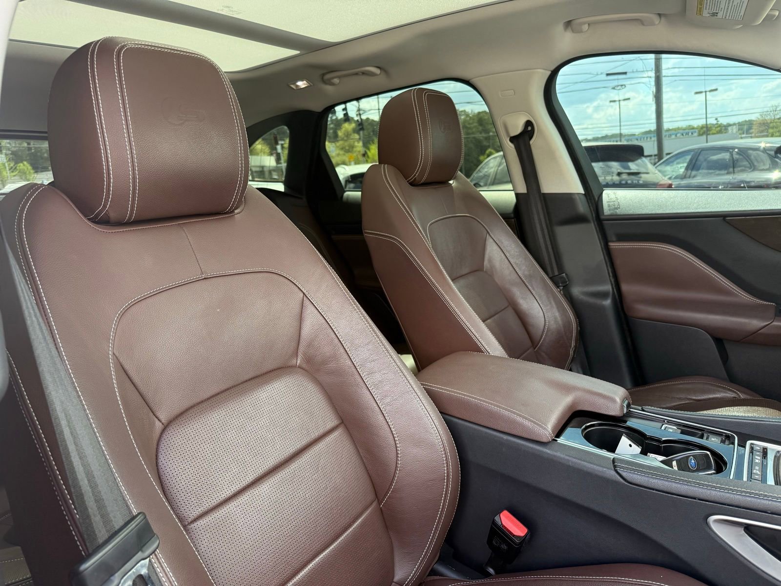 Used 2017 Jaguar F-PACE S image 37