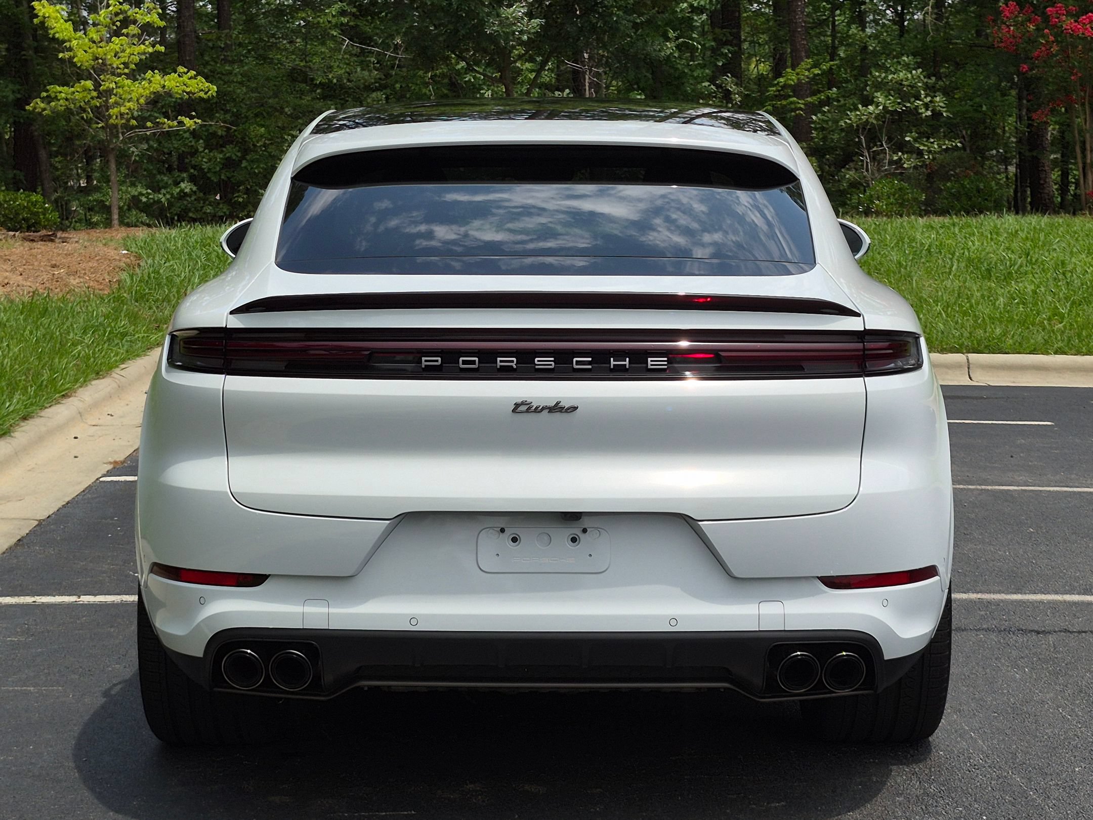 Certified 2026 Porsche Cayenne Turbo AWD/4WD image 30