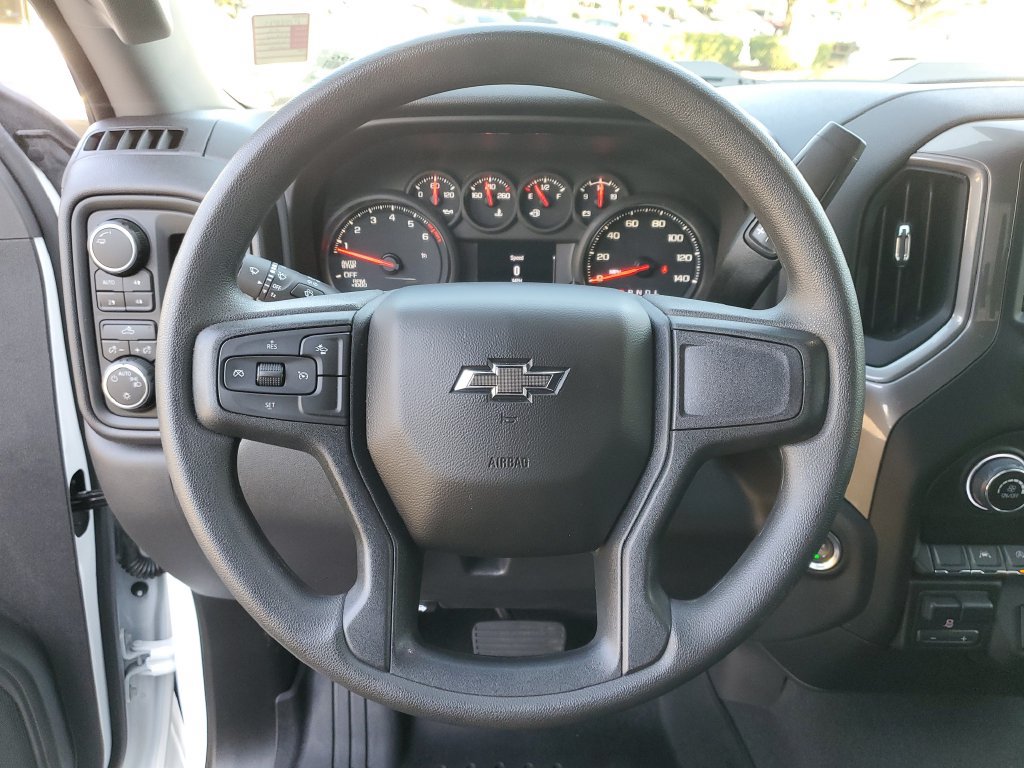 Used 2025 Chevrolet Silverado 1500 Custom Trail Boss AWD/4WD image 25
