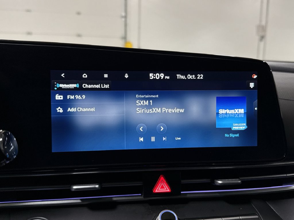 Used 2024 Hyundai Elantra SEL FWD image 14