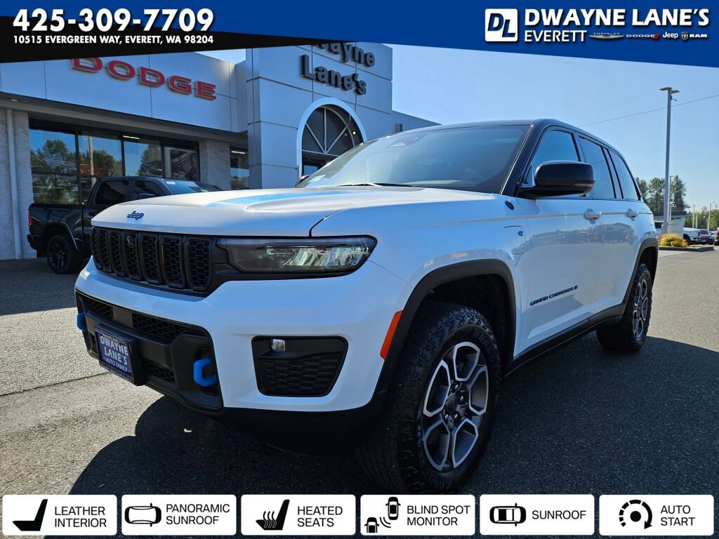 Used 2024 Jeep Grand Cherokee Trailhawk image 1