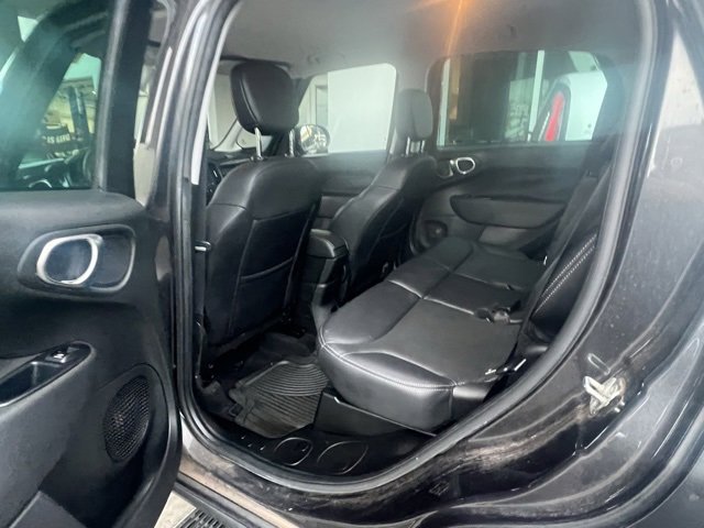 Used 2019 FIAT 500L Trekking w/ Popular Equipment Group image 9