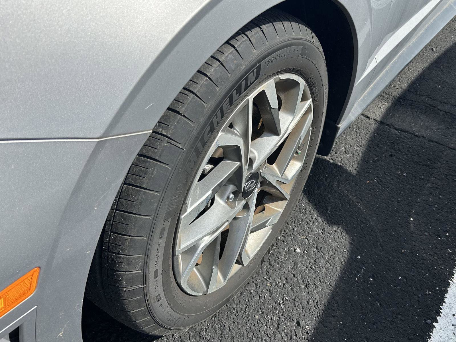 Used 2023 Hyundai Sonata SEL FWD image 3