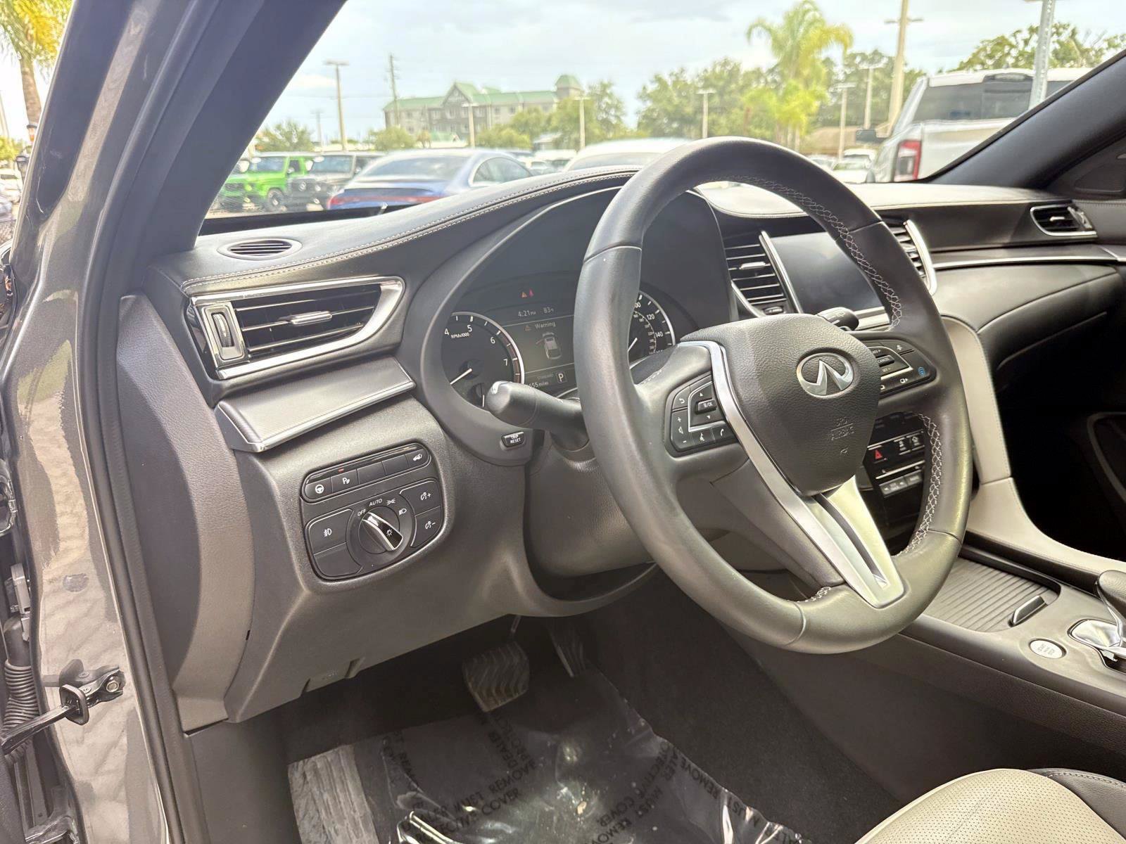 Used 2023 INFINITI QX55 Luxe w/ Cargo Package AWD/4WD image 19