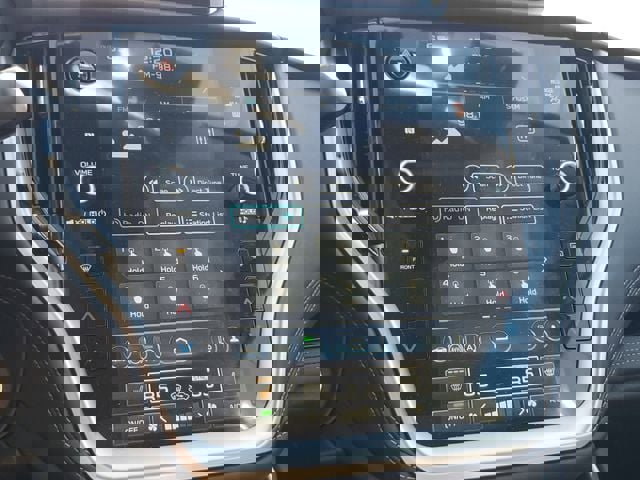 Used 2025 Subaru Outback Limited image 30