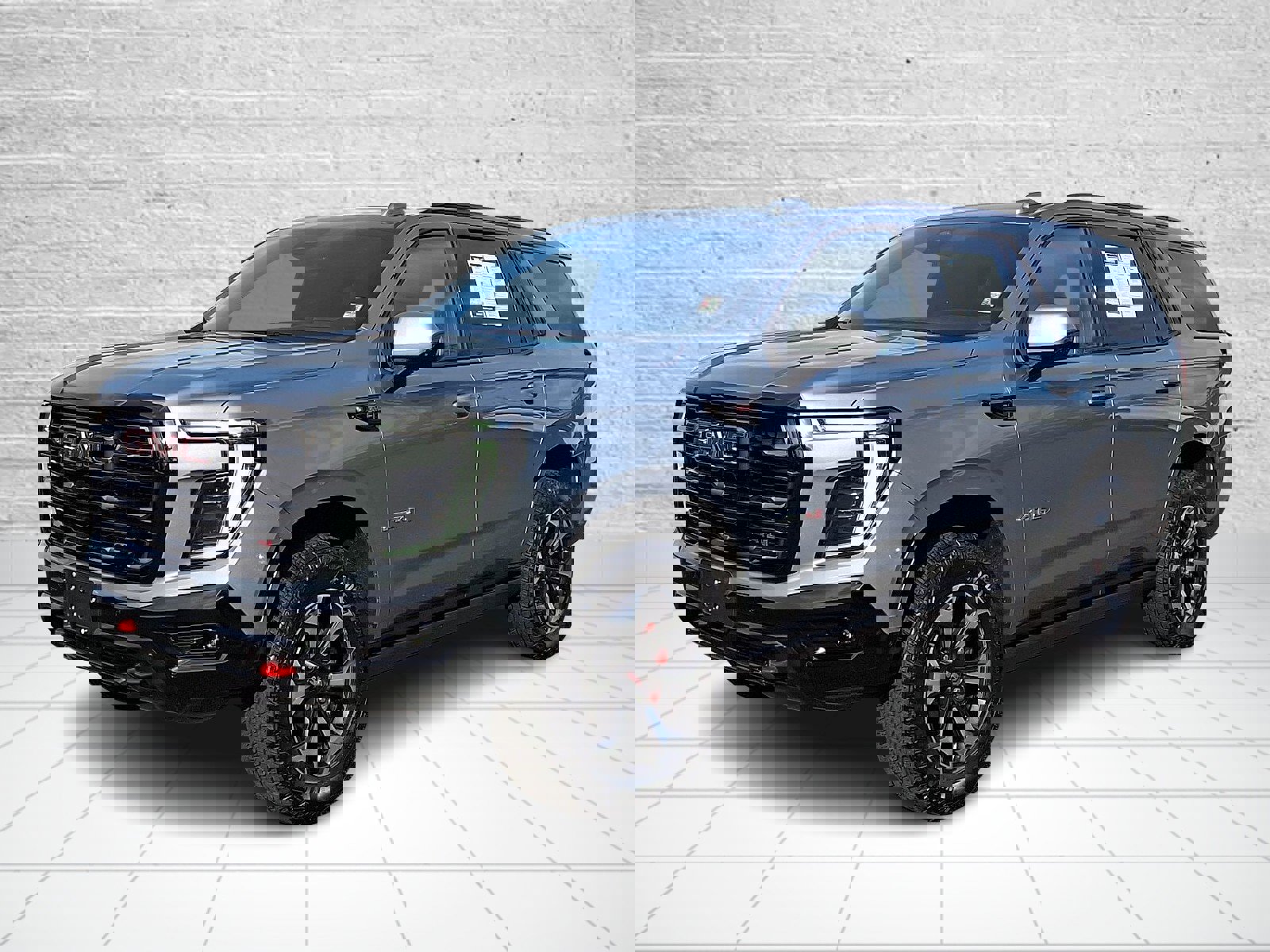 Used 2025 GMC Yukon AT4 Ultimate w/ LPO, Floor Liner Package image 3