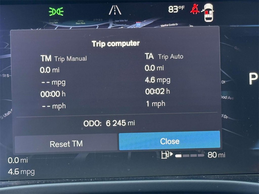 Used 2024 Volvo XC40 B5 Plus w/ Climate Package image 4