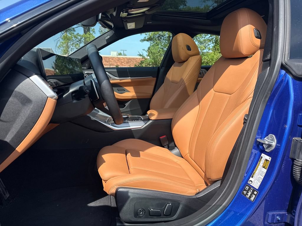 Used 2026 BMW 430i xDrive w/ M Sport Package AWD/4WD image 11