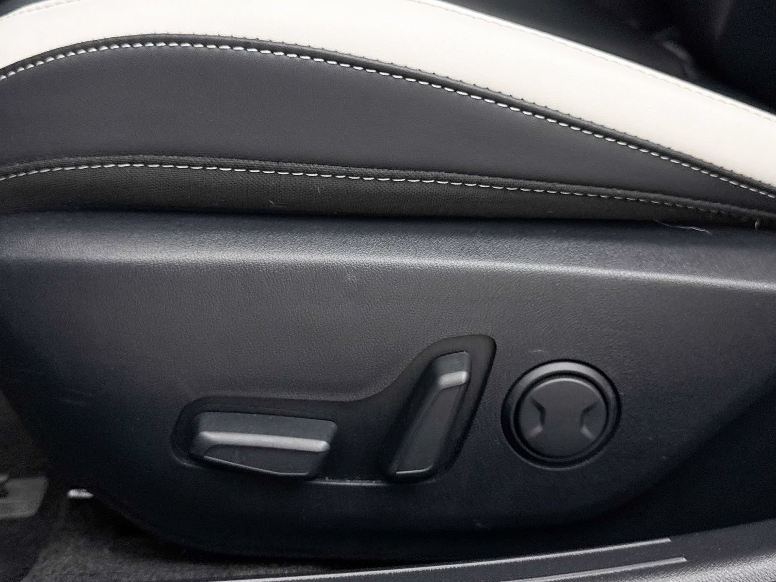 Certified 2025 Kia K4 GT-Line w/ GT-Line Premium Package FWD image 28