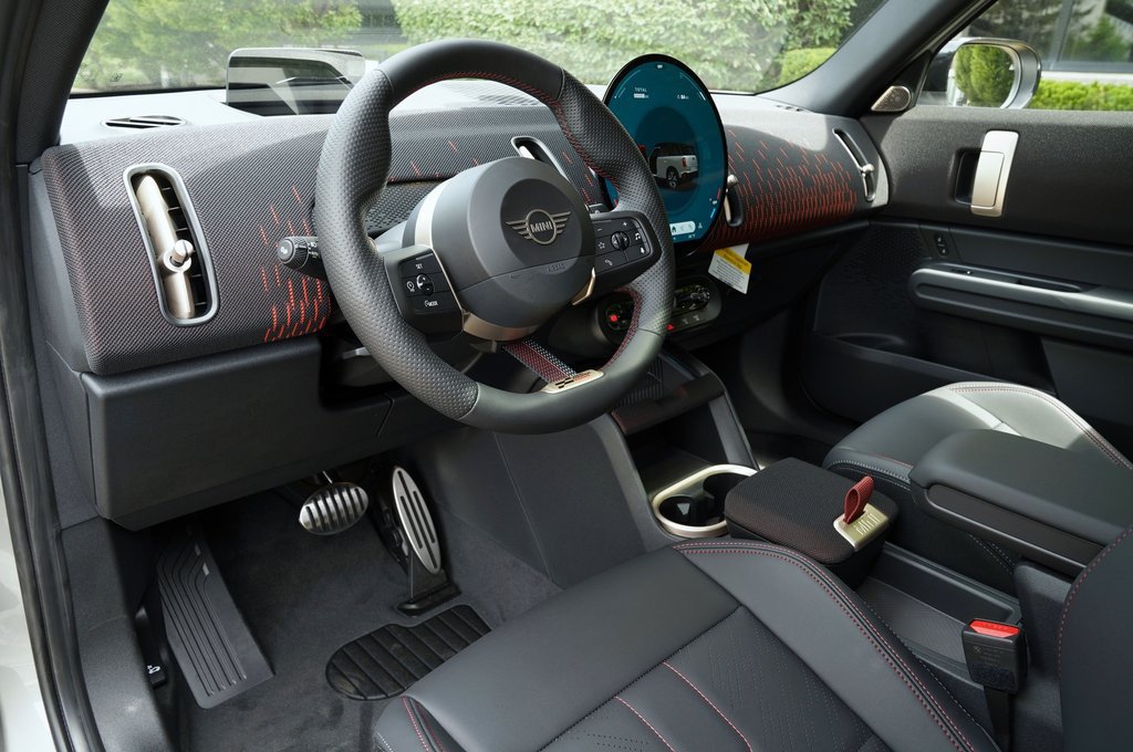 Used 2025 MINI Cooper Countryman John Cooper Works AWD/4WD image 12