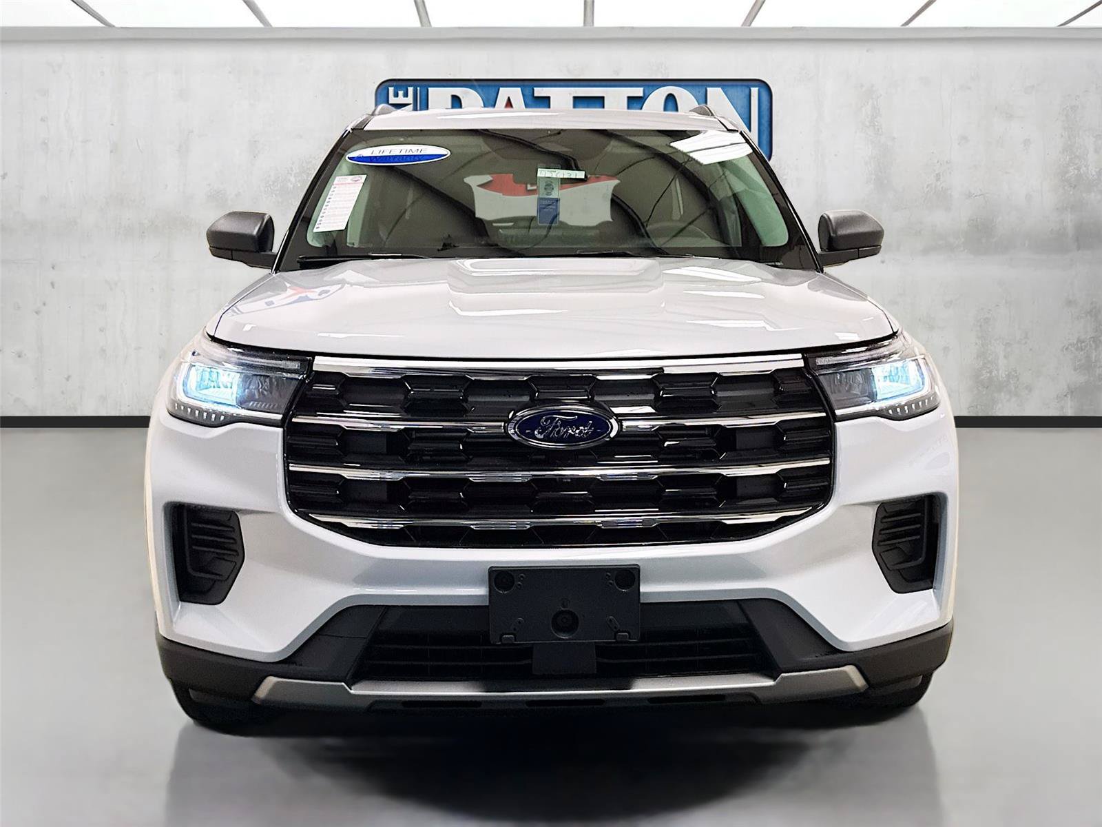 New 2026 Ford Explorer Active AWD/4WD image 2