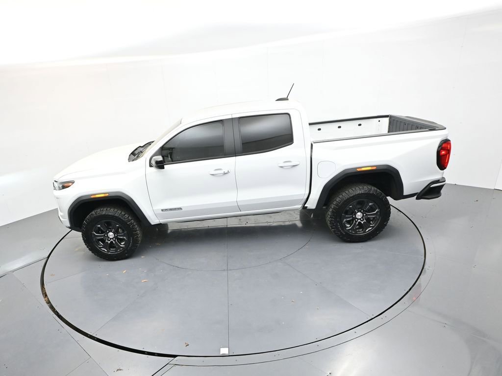 Used 2024 GMC Canyon Elevation image 23