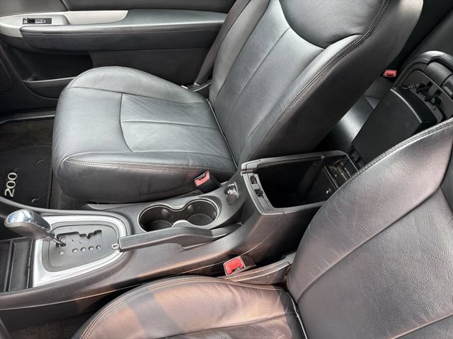 Used 2012 Chrysler 200 Touring FWD image 21