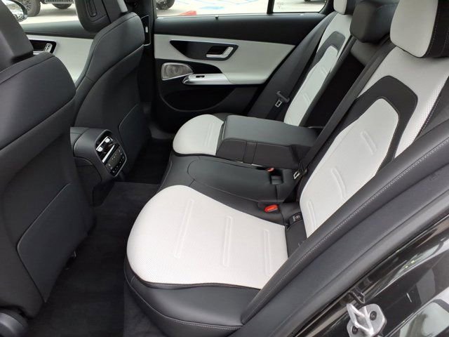 New 2026 Mercedes-Benz E 53 AMG e 4MATIC Sedan image 18