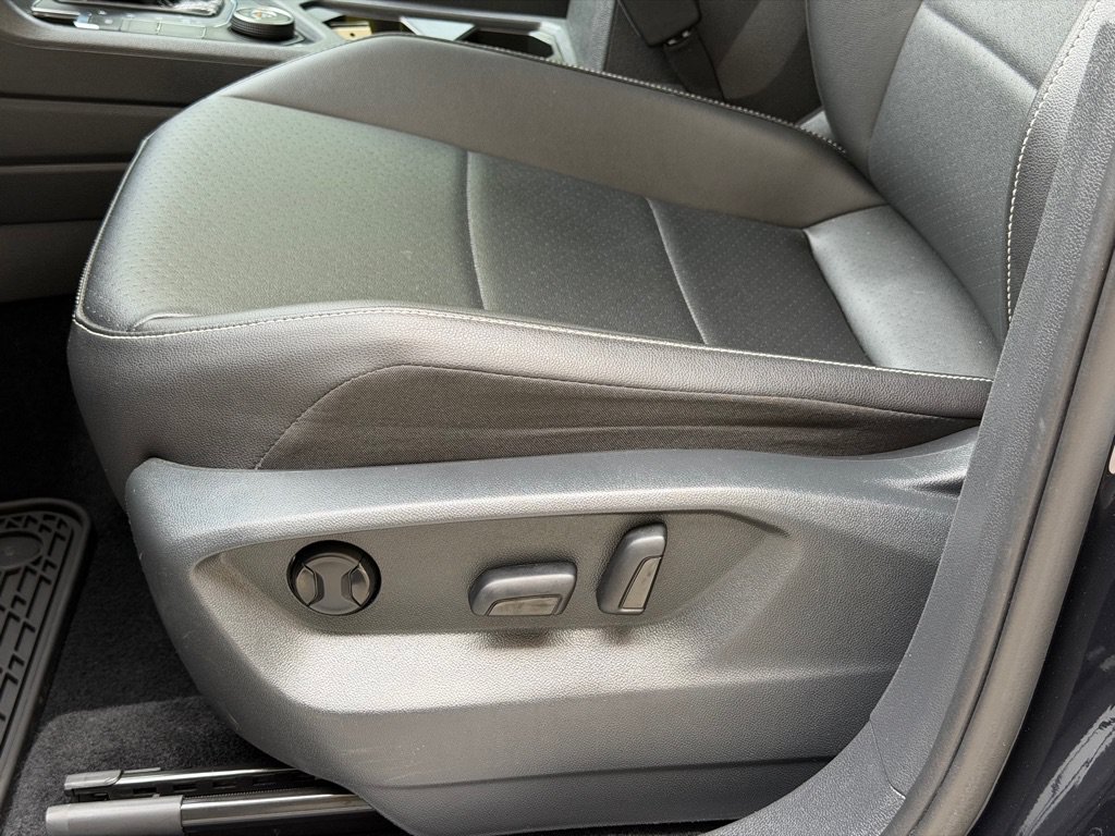 Used 2021 Volkswagen Tiguan SE R-Line AWD/4WD image 28