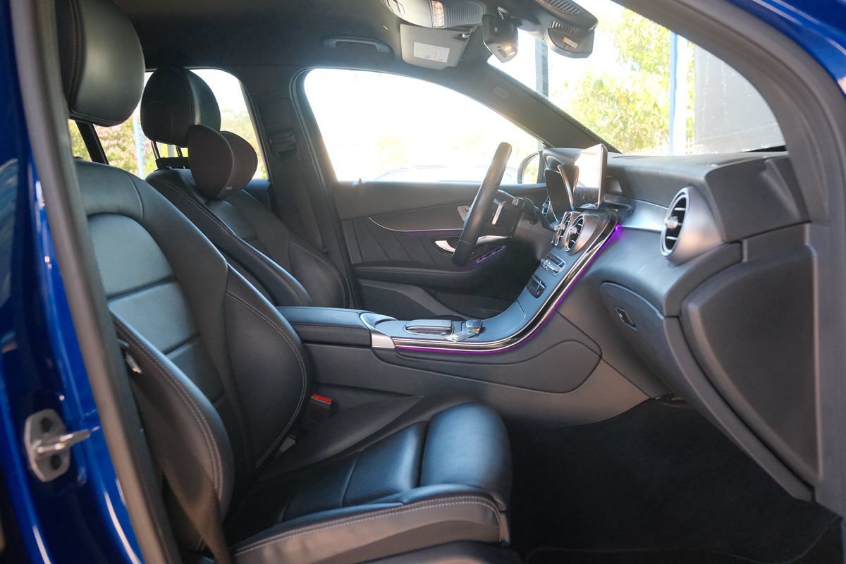 Used 2022 Mercedes-Benz GLC 300 image 30
