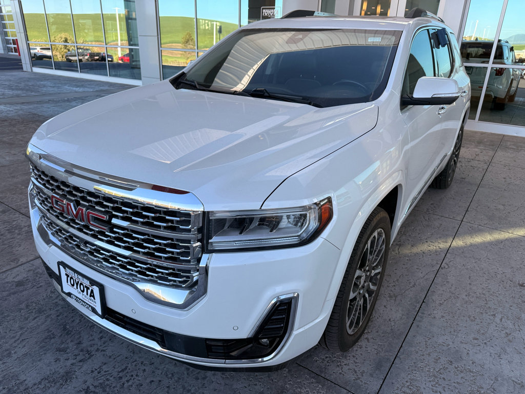 Used 2020 GMC Acadia Denali w/ LPO, Cargo Package AWD/4WD image 4