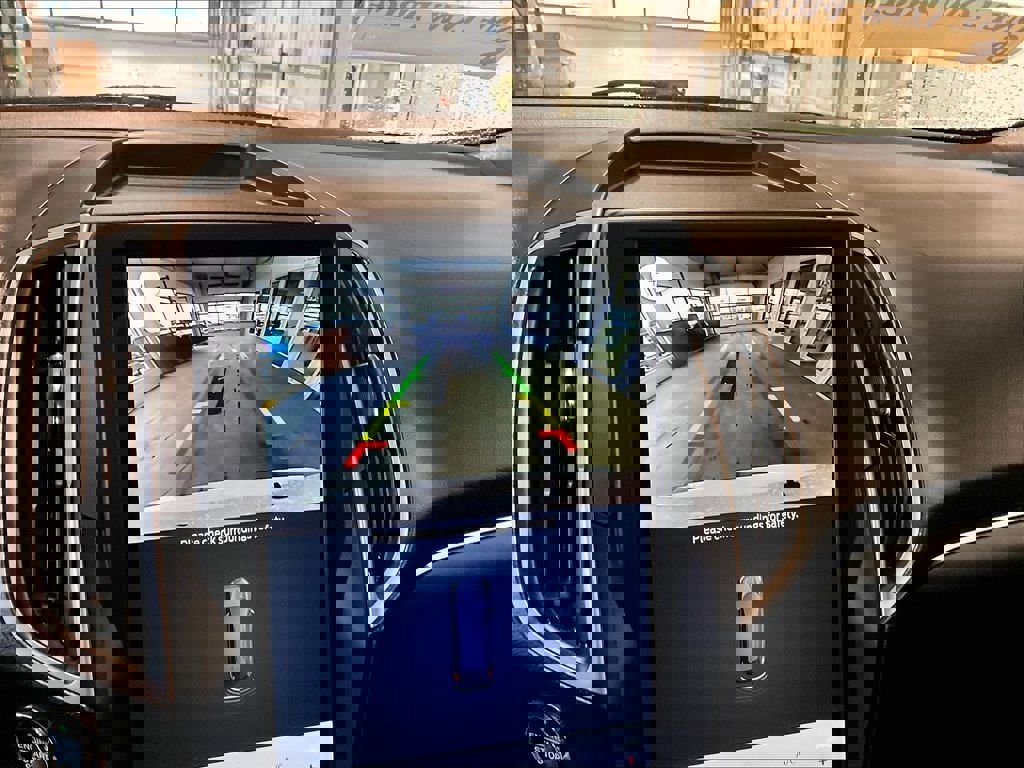 Used 2022 Ford Edge ST-Line w/ Class II Trailer Tow Package image 19