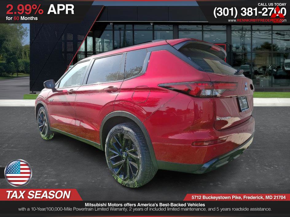 Used 2025 Mitsubishi Outlander SEL Black Edition image 3