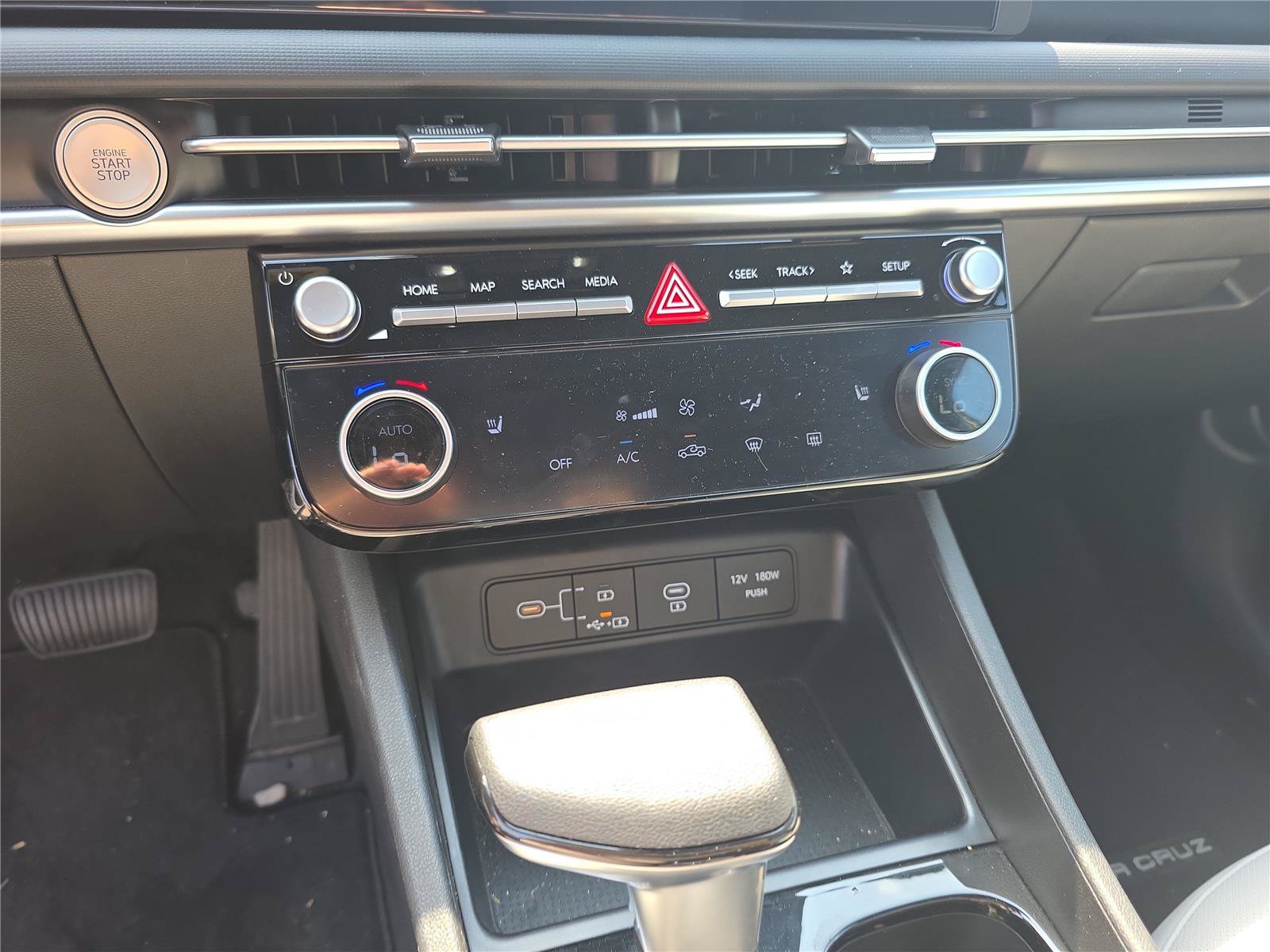 Certified 2026 Hyundai Santa Cruz SEL FWD image 29