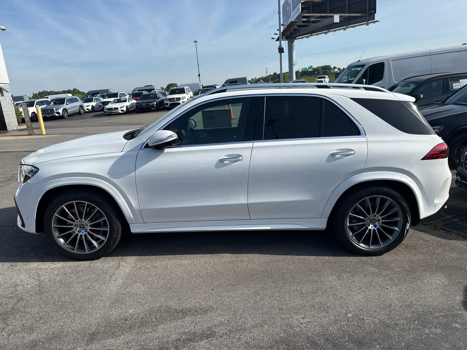 New 2026 Mercedes-Benz GLE 450 4MATIC image 2