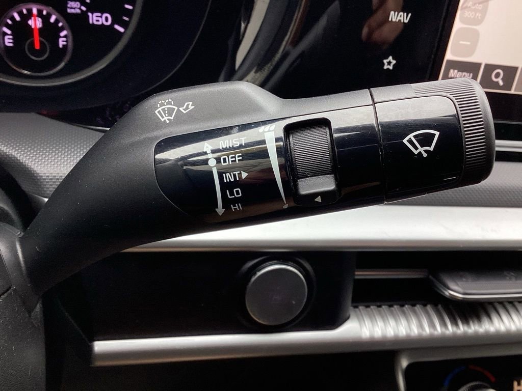 Used 2023 Kia K5 GT-Line image 25