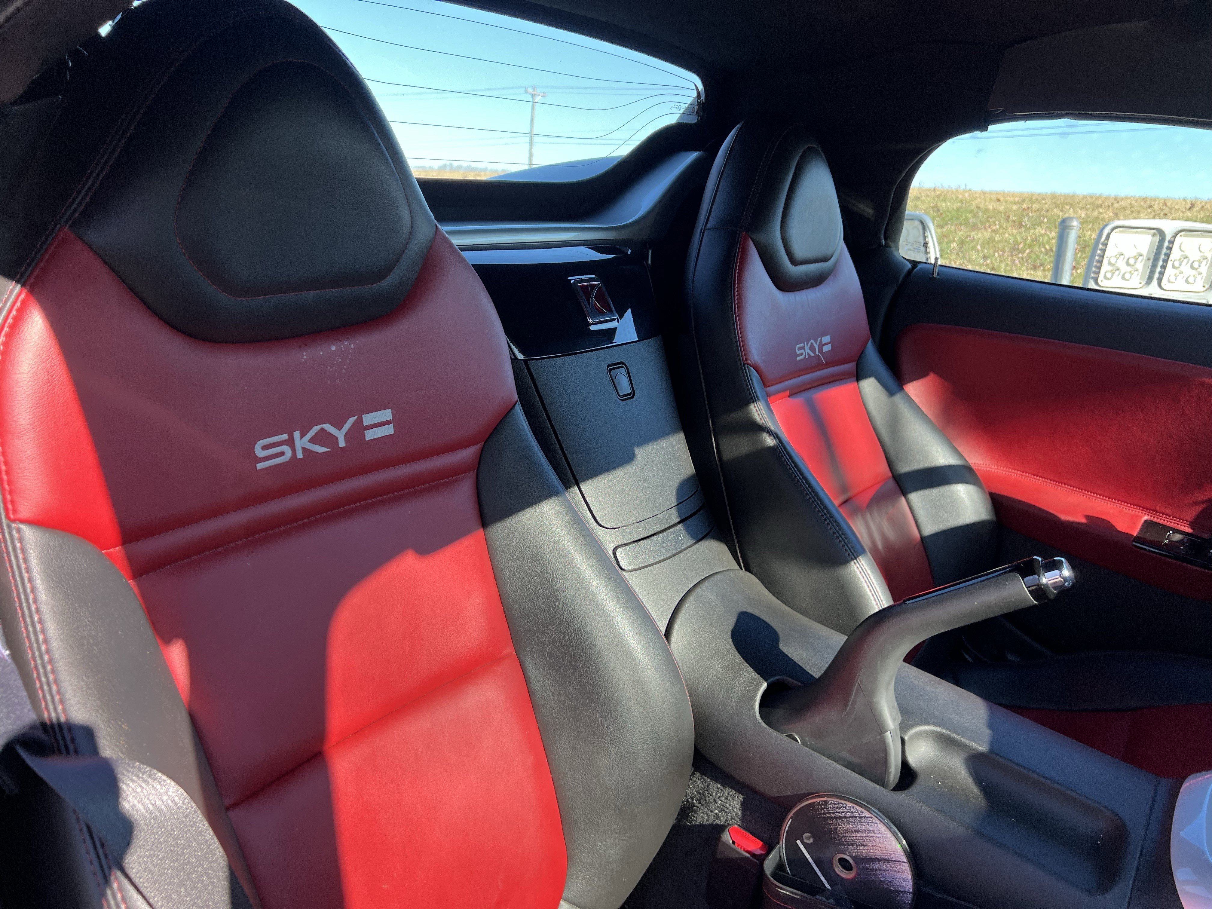 Used 2008 Saturn Sky Red Line image 35