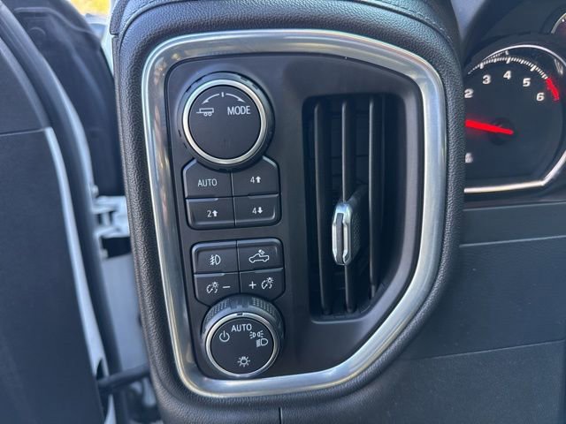 Used 2020 Chevrolet Silverado 1500 LT Trail Boss image 12