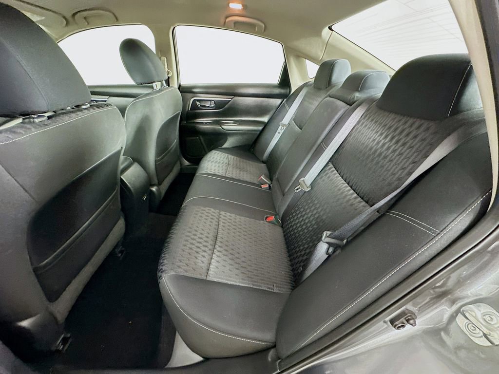 Used 2017 Nissan Altima 2.5 SV image 31