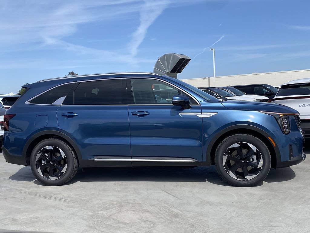 New 2026 Kia Sorento EX FWD image 2