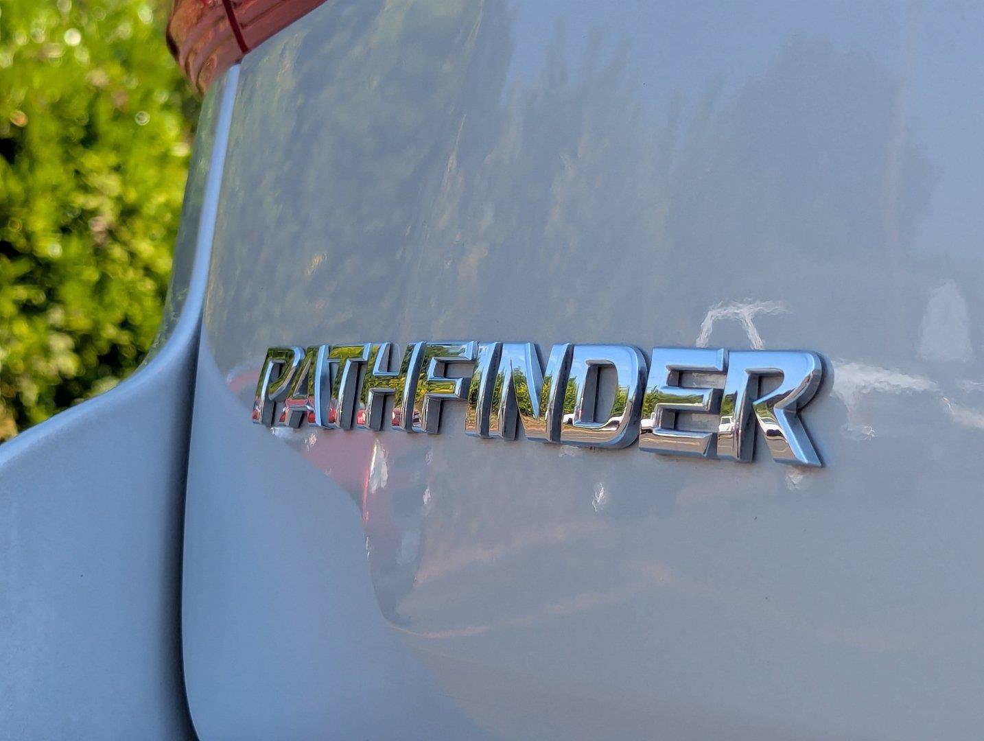 Used 2019 Nissan Pathfinder SV FWD image 31