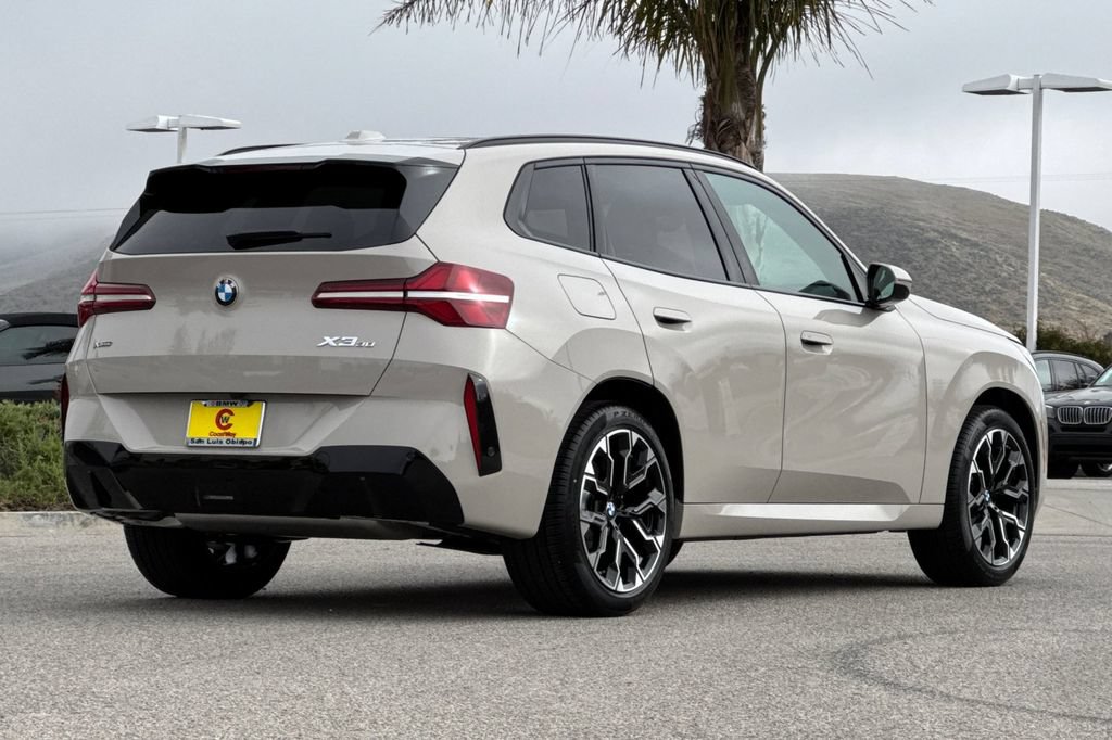New 2026 BMW X3 xDrive30i w/ Premium Package AWD/4WD image 3