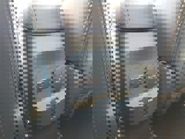 New 2025 Ford Maverick Lariat image 30