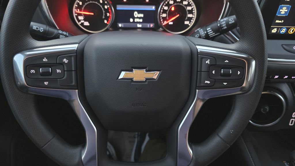 New 2026 Chevrolet Blazer LT w/ Convenience Package FWD image 16