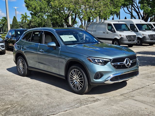 New 2027 Mercedes-Benz GLC 300 image 7